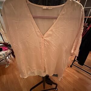 Season Cream V-Neck Blouse